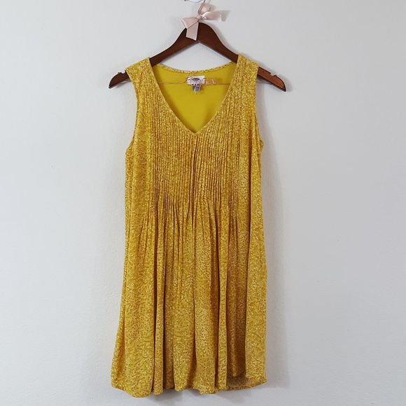 Old Navy Dresses & Skirts - Old Navy Mustard Yellow Floral Sleeveless Dress XS